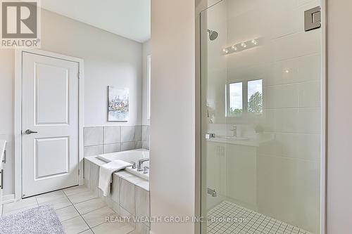 24 - 400 Finch Avenue, Pickering, ON - Indoor Photo Showing Bathroom