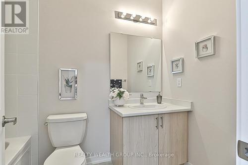 24 - 400 Finch Avenue, Pickering, ON - Indoor Photo Showing Bathroom