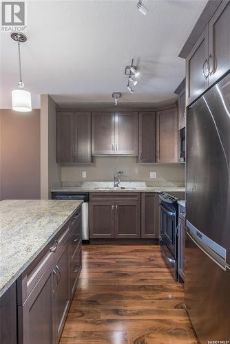 305 115 Willowgrove Crescent, Saskatoon, SK - Indoor Photo Showing Kitchen With Upgraded Kitchen