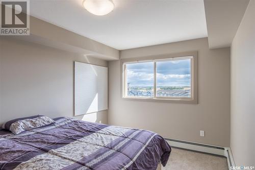 305 115 Willowgrove Crescent, Saskatoon, SK - Indoor Photo Showing Bedroom