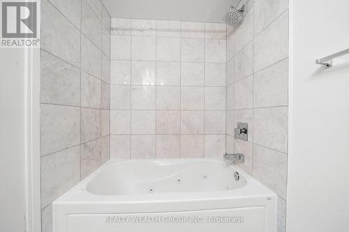 302 - 60 Absolute Avenue, Mississauga, ON - Indoor Photo Showing Bathroom