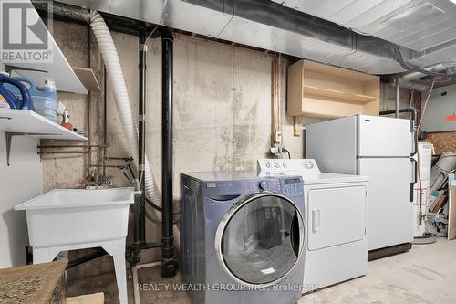 83 - 320 Westminster Avenue, London, ON - Indoor Photo Showing Laundry Room