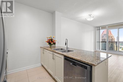 2501 - 4070 Confederation Parkway, Mississauga, ON - Indoor Photo Showing Kitchen With Double Sink