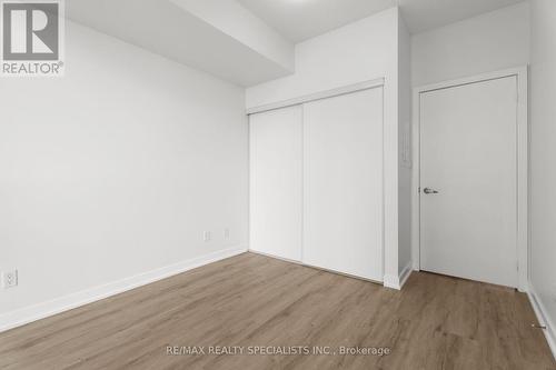 2501 - 4070 Confederation Parkway, Mississauga, ON - Indoor Photo Showing Other Room