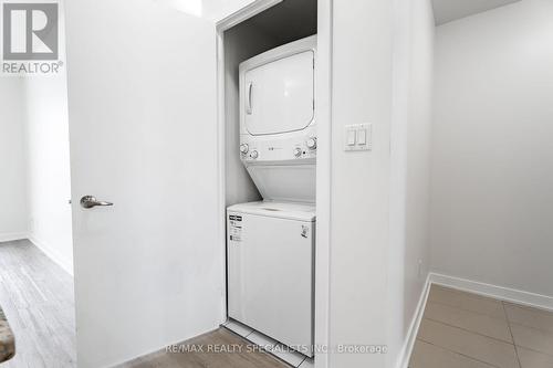 2501 - 4070 Confederation Parkway, Mississauga, ON - Indoor Photo Showing Laundry Room