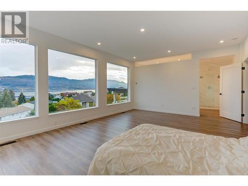 1085 Aubrey Road, West Kelowna, BC - Indoor