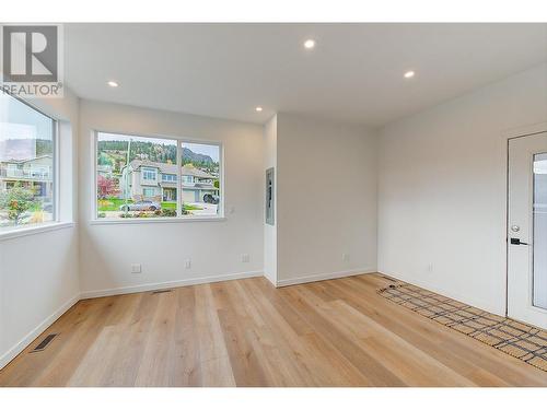 1085 Aubrey Road, West Kelowna, BC - Indoor Photo Showing Other Room