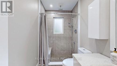 270 Brighton Avenue, Toronto, ON - Indoor Photo Showing Bathroom