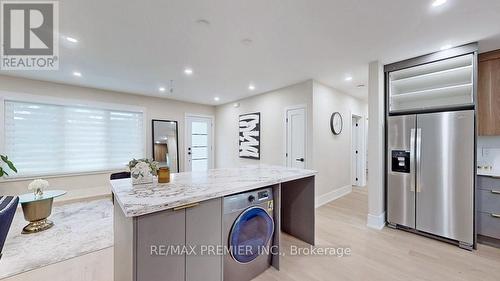 270 Brighton Avenue, Toronto, ON - Indoor Photo Showing Kitchen