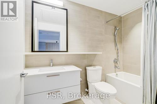 1108 - 501 Adelaide Street W, Toronto, ON - Indoor Photo Showing Bathroom