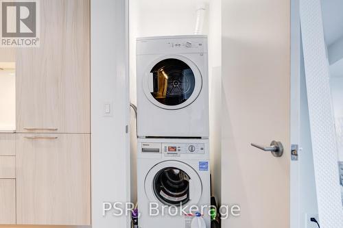 1108 - 501 Adelaide Street W, Toronto, ON - Indoor Photo Showing Laundry Room