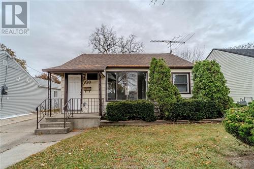 930 Partington, Windsor, ON - Outdoor With Deck Patio Veranda