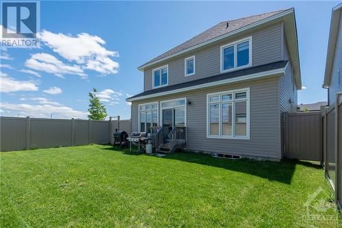 581 Bobolink Ridge, Ottawa, ON 