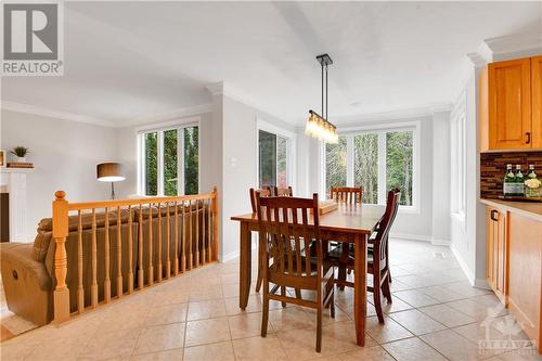 1505 Forest Valley Drive, Ottawa, ON - Indoor Photo Showing Dining Room