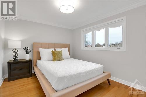 1505 Forest Valley Drive, Ottawa, ON - Indoor Photo Showing Bedroom