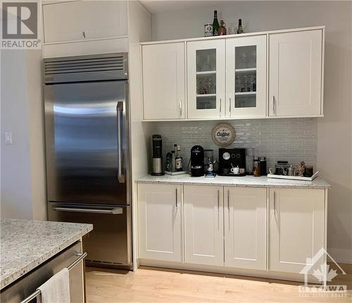 283 Kirchoffer Avenue, Ottawa, ON - Indoor Photo Showing Kitchen