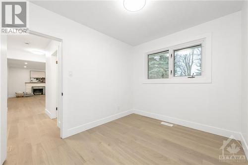 6 Fairhill Crescent, Ottawa, ON - Indoor Photo Showing Other Room