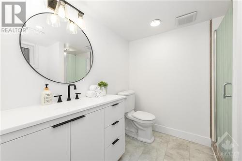 6 Fairhill Crescent, Ottawa, ON - Indoor Photo Showing Bathroom