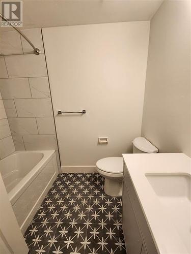 82 Finch Drive Unit# 26, Sarnia, ON - Indoor Photo Showing Bathroom