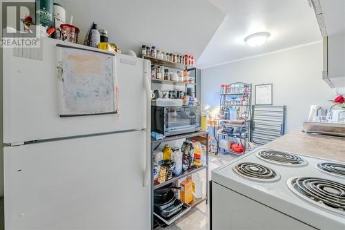 172 Pennywell Road, St. John'S, NL - Indoor Photo Showing Kitchen