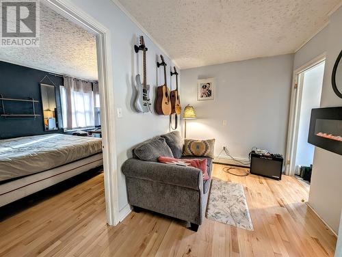 35 East Valley Road, Corner Brook, NL - Indoor Photo Showing Living Room