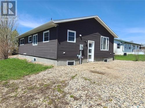 46 Newcombe Street, Manor, SK - Outdoor With Exterior