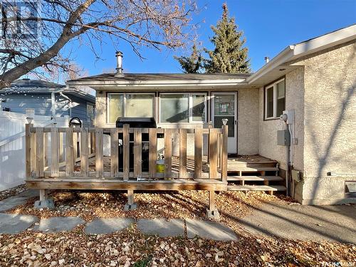 1002 Broad Street N, Regina, SK - Outdoor