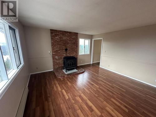 7755 Mclennan Road, Vernon, BC - Indoor Photo Showing Other Room With Fireplace