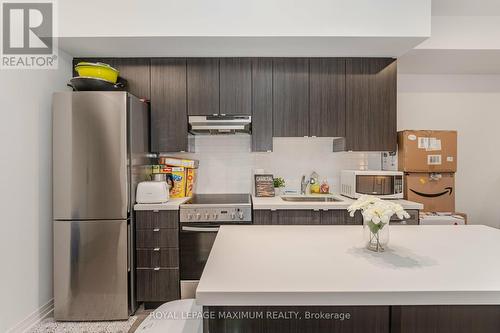 308 - 408 Browns Line E, Toronto, ON - Indoor Photo Showing Kitchen