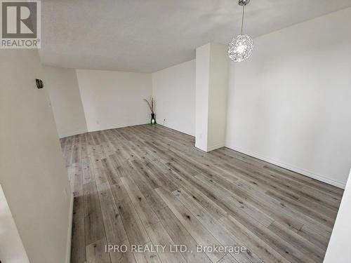 806 - 3700 Kaneff Crescent, Mississauga, ON - Indoor Photo Showing Other Room