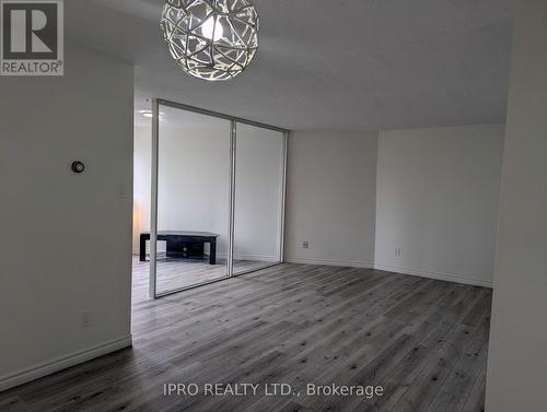 806 - 3700 Kaneff Crescent, Mississauga, ON - Indoor Photo Showing Other Room