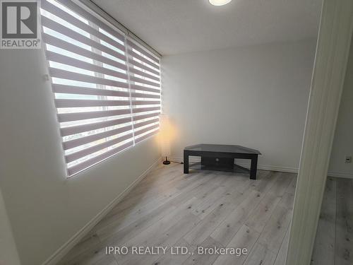 806 - 3700 Kaneff Crescent, Mississauga, ON - Indoor Photo Showing Other Room