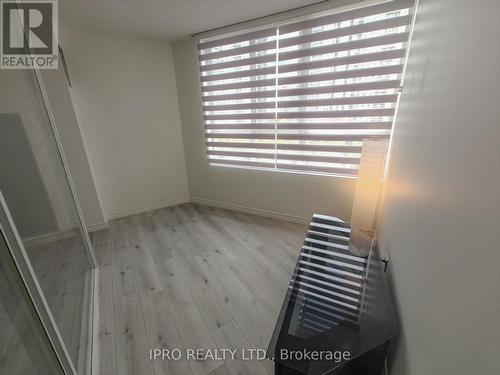 806 - 3700 Kaneff Crescent, Mississauga, ON - Indoor Photo Showing Other Room