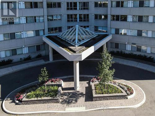 806 - 3700 Kaneff Crescent, Mississauga, ON - Outdoor With Facade