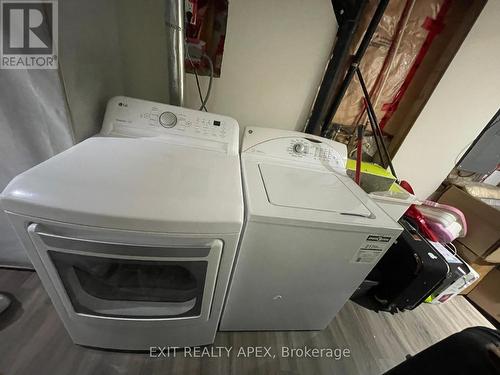 78 Fandango Drive, Brampton, ON - Indoor Photo Showing Laundry Room