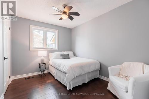 2662 Innisfil Road, Mississauga, ON - Indoor Photo Showing Bedroom