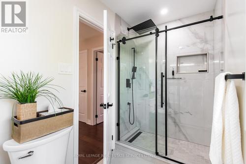 2662 Innisfil Road, Mississauga, ON - Indoor Photo Showing Bathroom