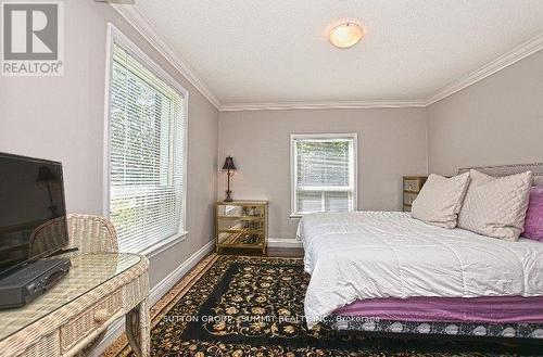 12 Ontario Street W, Mississauga, ON - Indoor Photo Showing Bedroom