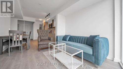 425 - 36 Zorra Street, Toronto, ON - Indoor Photo Showing Living Room