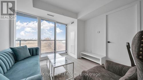 425 - 36 Zorra Street, Toronto, ON - Indoor Photo Showing Living Room