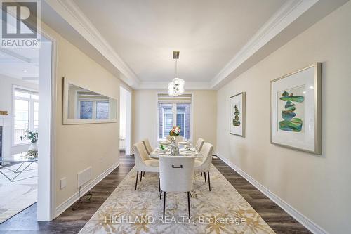 213 Camellia Crescent, Oakville, ON - Indoor Photo Showing Dining Room