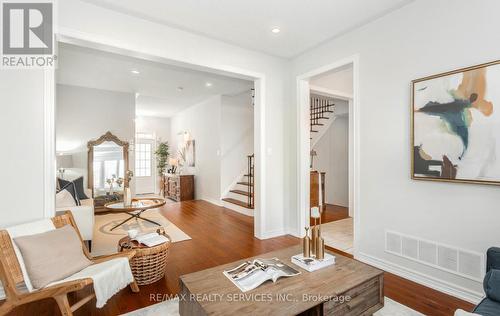 447 Harkin Place, Milton, ON - Indoor Photo Showing Living Room