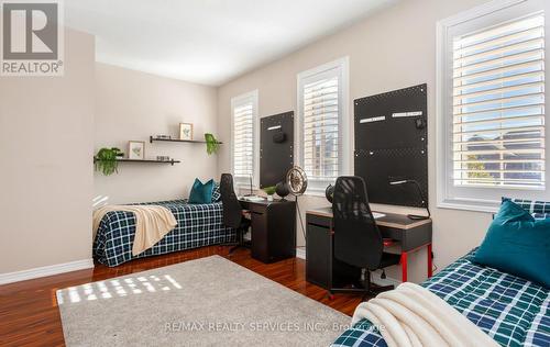 447 Harkin Place, Milton, ON - Indoor Photo Showing Bedroom