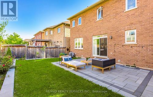 447 Harkin Place, Milton, ON - Outdoor With Exterior