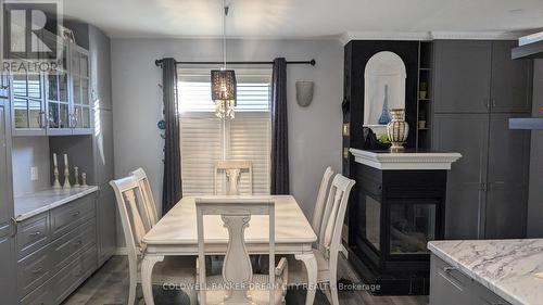 213 Scott Road, Cambridge, ON - Indoor Photo Showing Dining Room