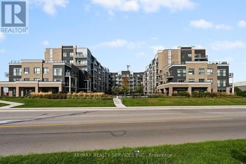 220 - 5055 Greenlane Road, Lincoln, ON - Outdoor With Balcony With Facade