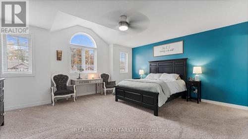 211 Maple Bush Drive, Cambridge, ON - Indoor Photo Showing Bedroom