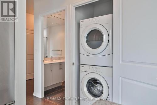 2207 - 125 Western Battery Road, Toronto, ON - Indoor Photo Showing Laundry Room