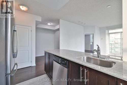 2207 - 125 Western Battery Road, Toronto, ON - Indoor Photo Showing Kitchen