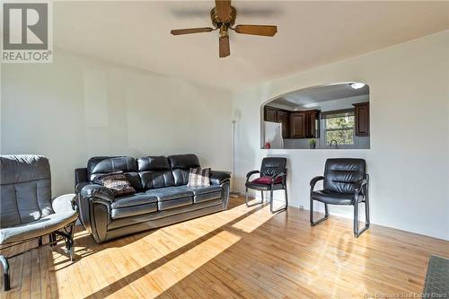 197 Noel Street, Moncton, NB - Indoor Photo Showing Living Room